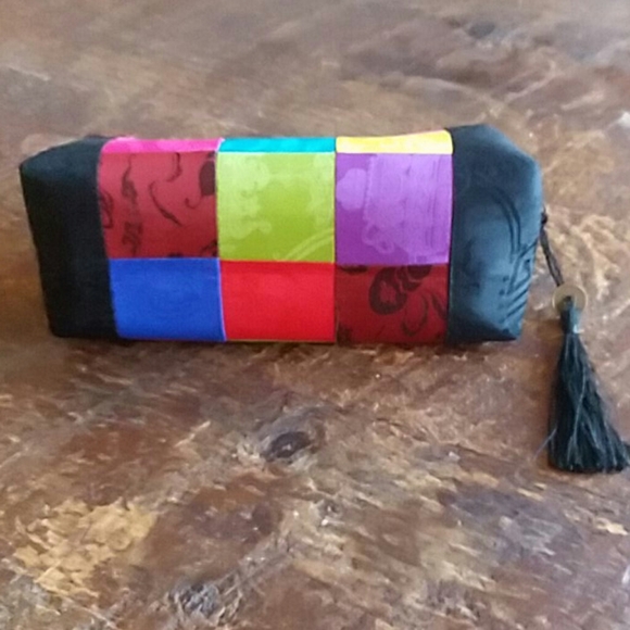 Mini Make-up Bag ***3 for $10*** - Picture 4 of 4